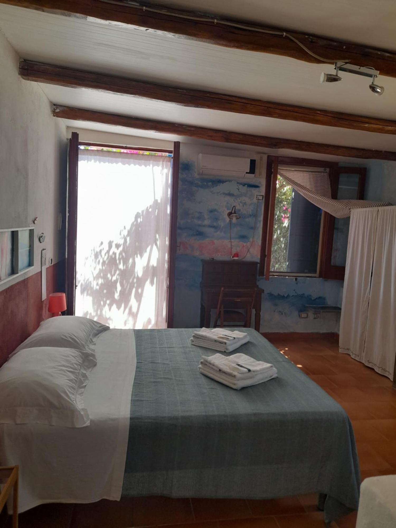Bed and Breakfast Villino Miraglia Lingua Exterior foto